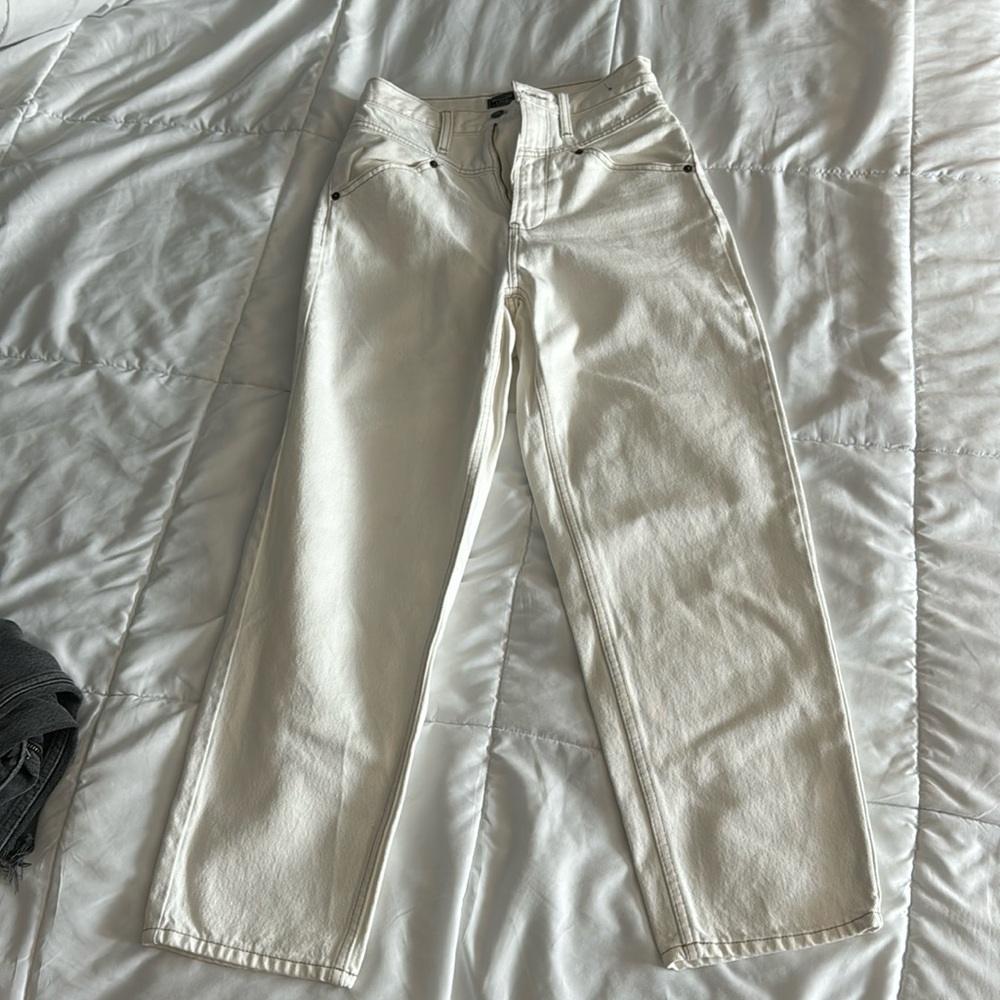 Abercrombie and fitch white jeans